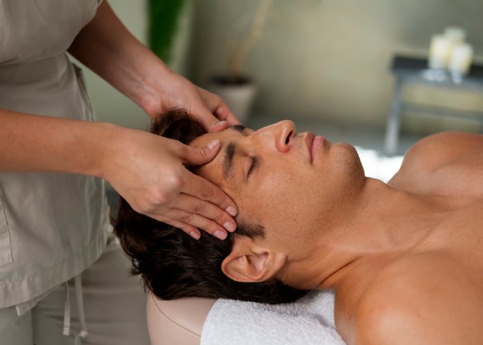 Head, Neck & Shoulder Massage