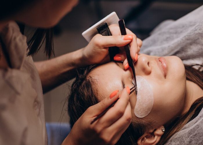 Eyelash Lifting